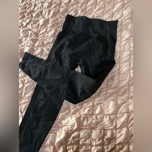 YPB seamless leggings black Medium